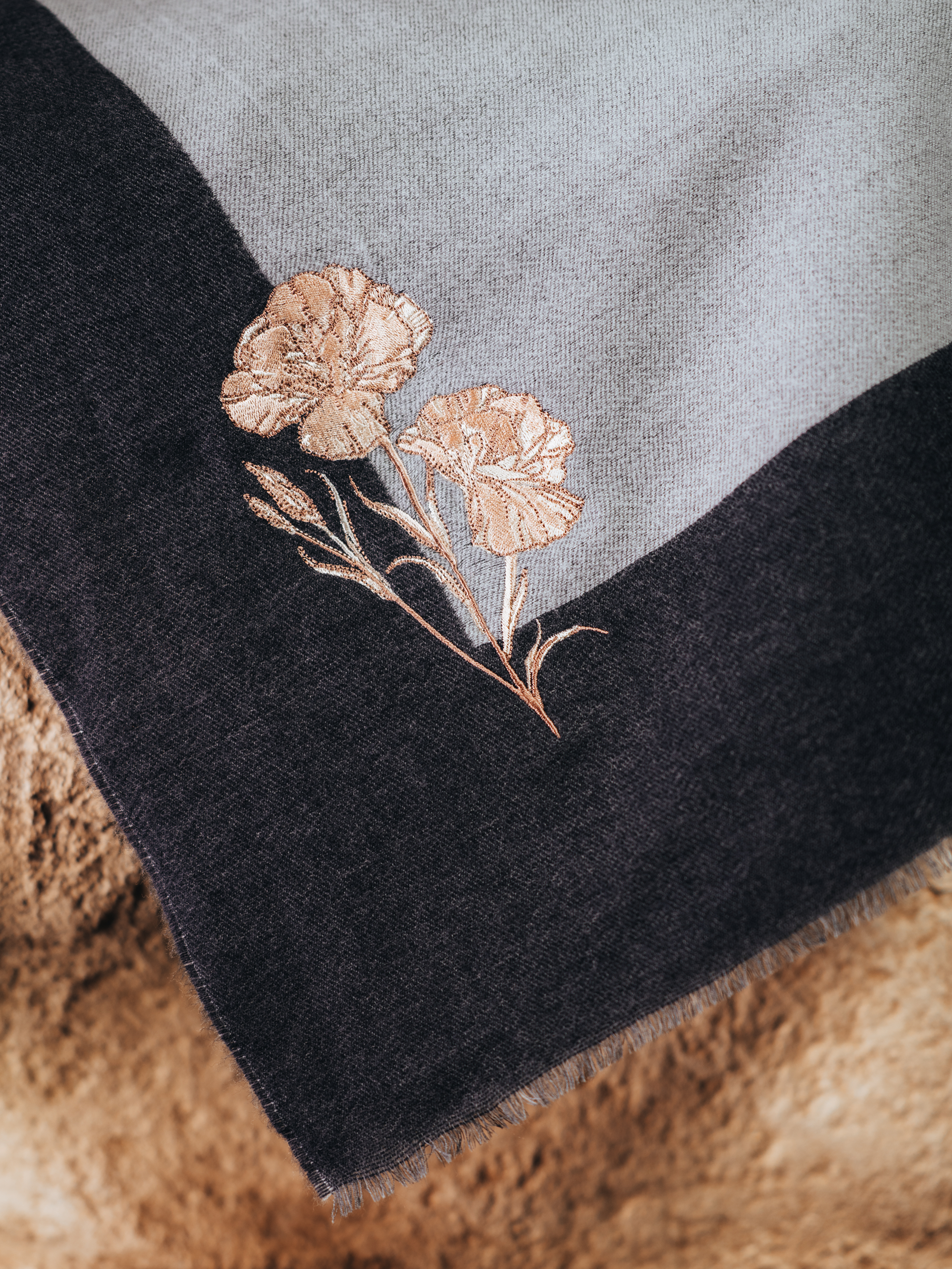 Colour Block Stole