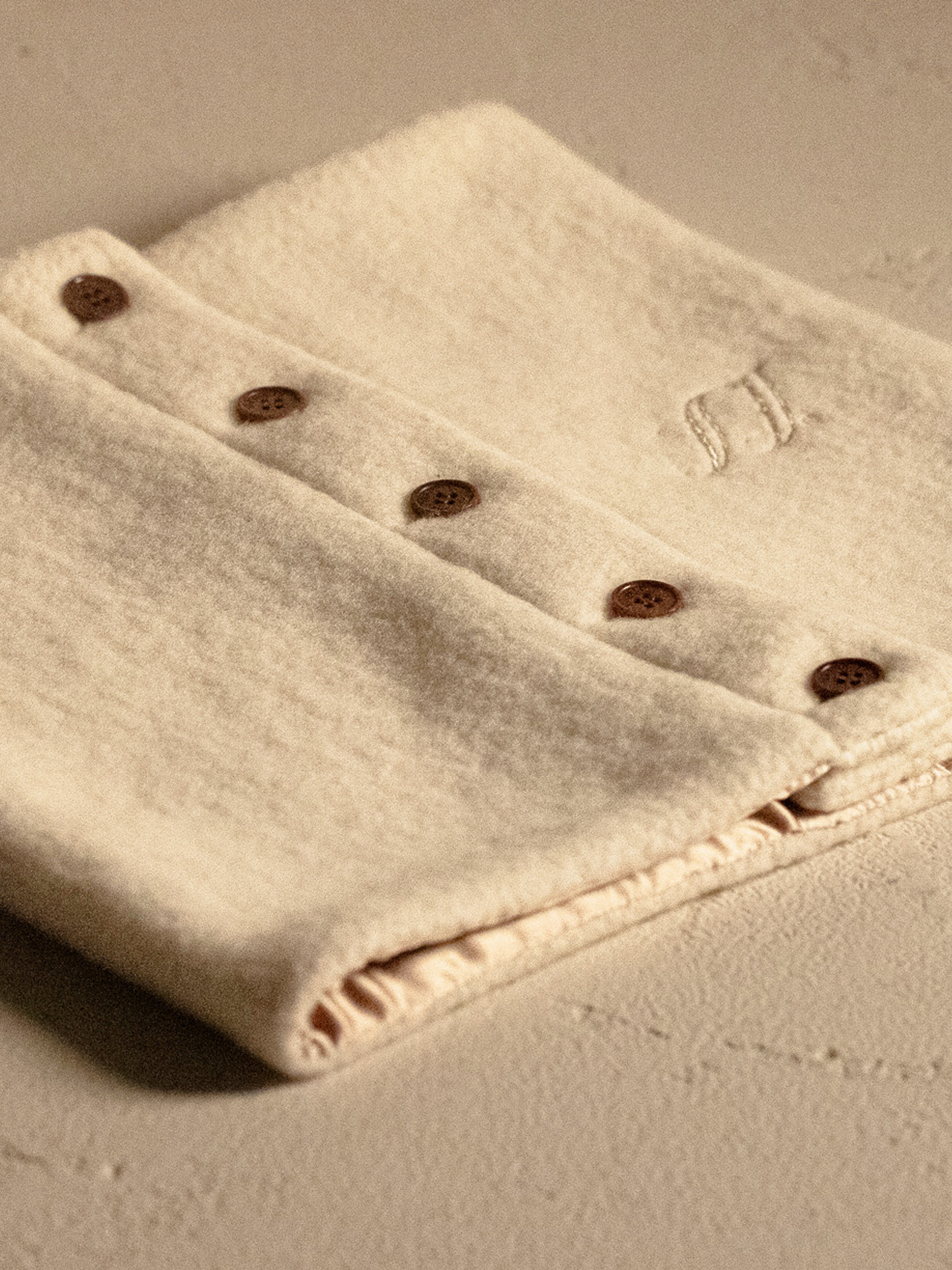 Merino Silk-Lined Snood